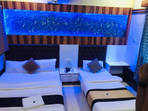 STAYMAKER Hotel Royal Inn